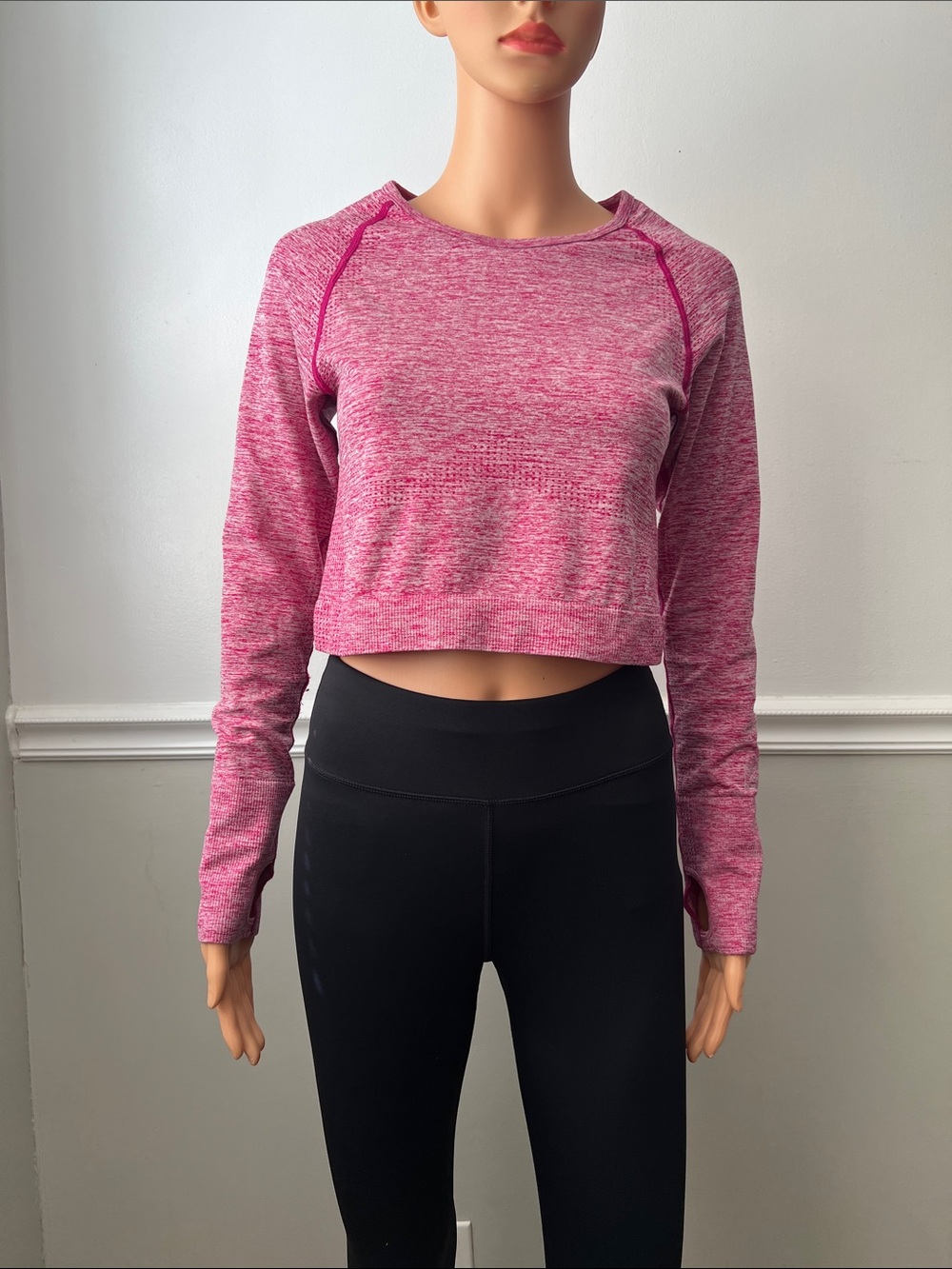 pink Victoria's Secret PINK seamless active long-sleeve cropped top